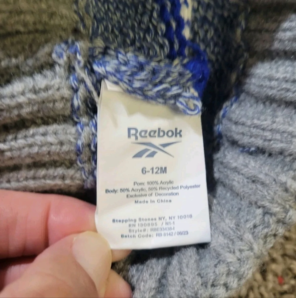 Reebok Infant Baby 6-12 Months Knit Cuffed Beanie & Mittens Set Logo NEW